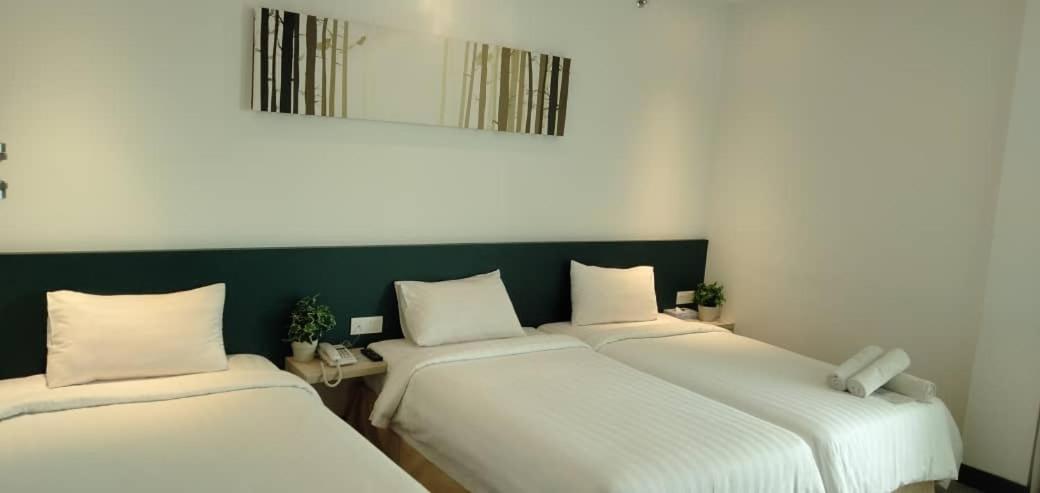 Fuller Hotel Kulim Eksteriør billede
